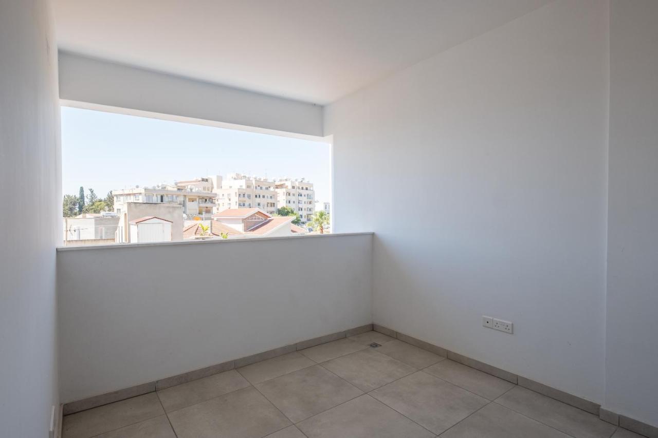 Solaar Apartments Faneromeni Larnaca Exterior photo